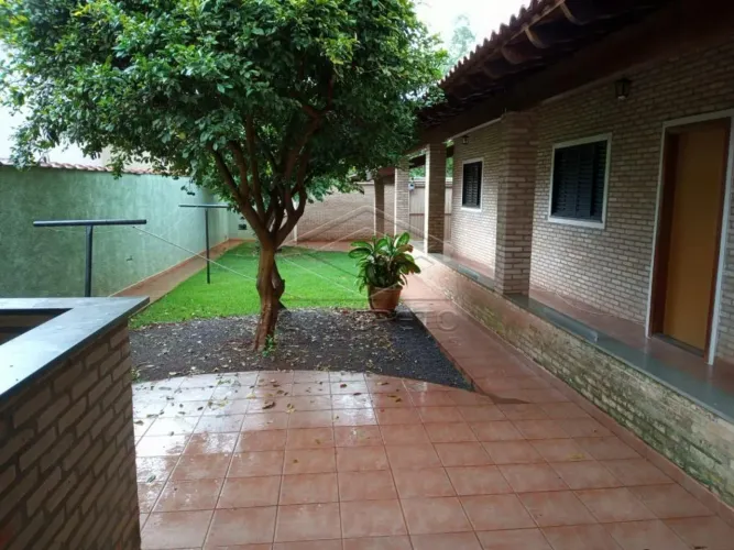 Casa Padrão em Lençóis Paulista