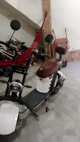 Scooter elétrica