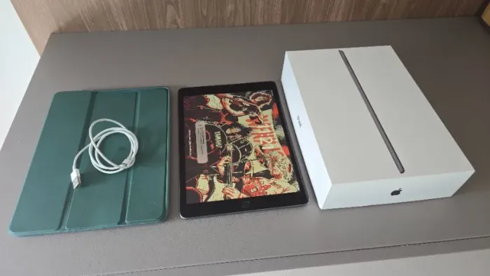 iPad 128gb 7o Gen A2198 Wi-Fi + Celular - Cinza Espacial Apple (Usado)