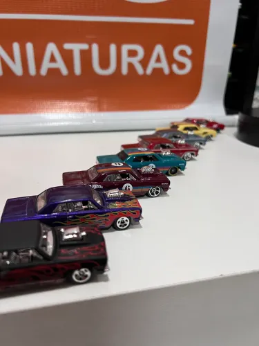 Lote - 64 Chevelle SS Hot Wheels
