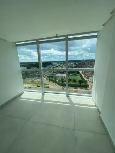 Oportunidade de Sala Comercial no Parque Office - Andar Alto