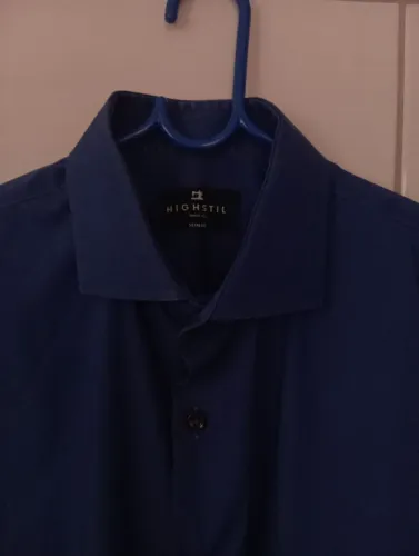 Camisa social masculina da marca Highstil, linha Premium na cor Azul modelo Slim Fit
