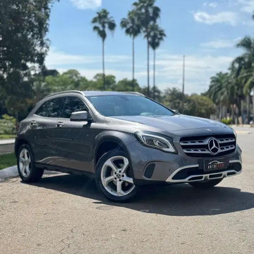 Mercedes-Benz GLA 200 Adv. 1.6/1.6 TB 16V Flex Aut. 2018