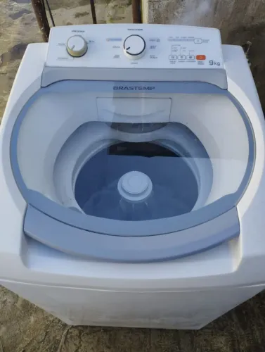 Lava roupa Brastemp 9 kg 220 v