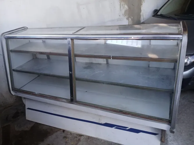 Balcão refrigerado 127v (Não entrego )