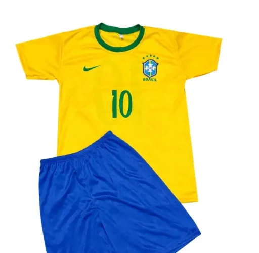 Vendo conjunto infantil, veste 06 meses a 1 ano.