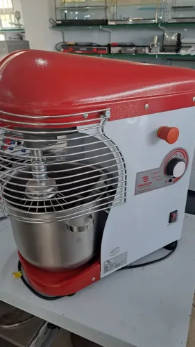 Ac batedeira planetária 12 litros Braesi