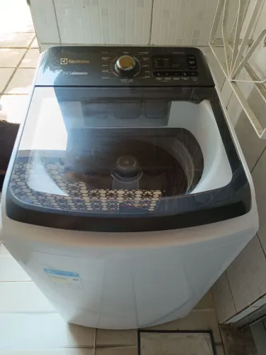 Máquina de lavar Electrolux 14kg