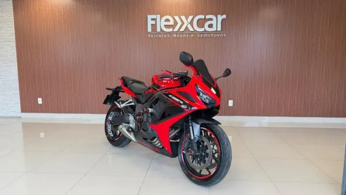 HONDA CBR 650R 2024