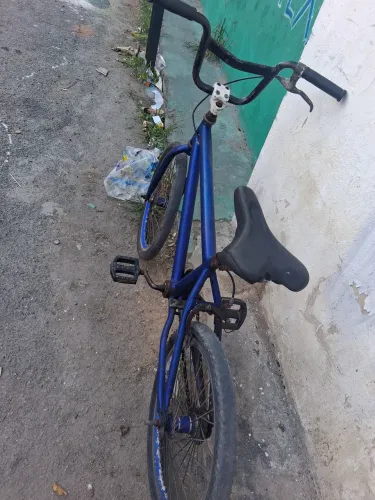 BICICLETA BMX ARO 20