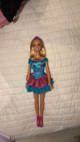 Barbie Bailarina Rosela Princesa da Ilha