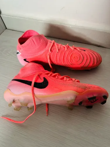 Chuteira Nike Phantom GX II Pro Campo Original - Tam. (39) - Pouco Uso