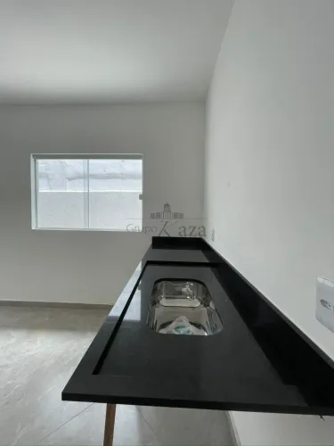 Oportunidade - Casa - Cidade Morumbi - 3 Dormitórios - 105m².