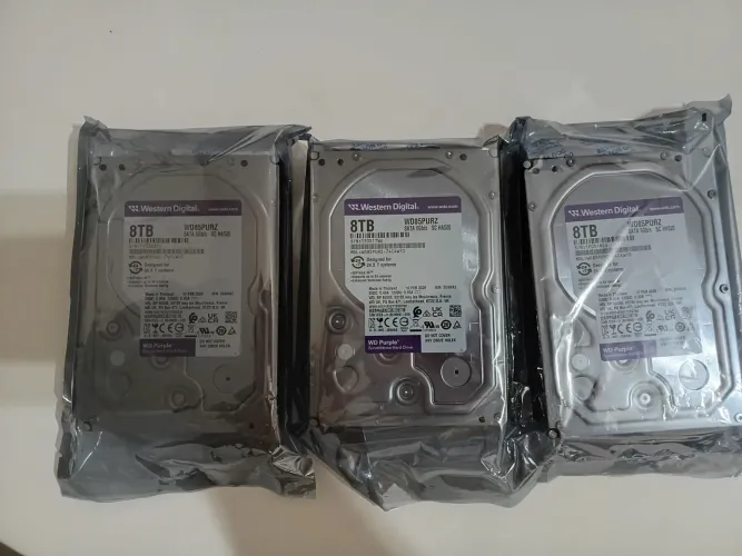 Título: 3 HDs WD Purple 8TB cada