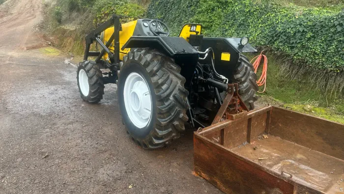 Trator valtra bf75