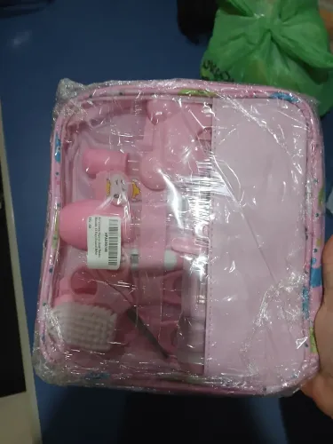 KIT CUIDADOS COM BEBÊ MENINA