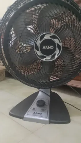 Ventilador usado em ótimo estado.