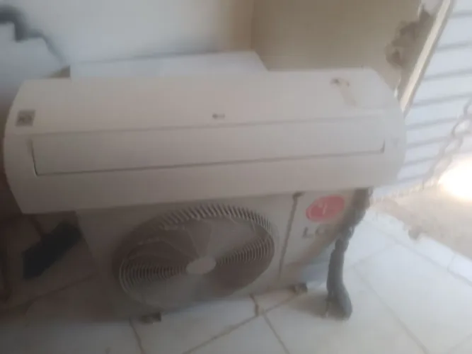 Ar condicionado LG dual inverter 22ooo BTUs falar pelo watts *