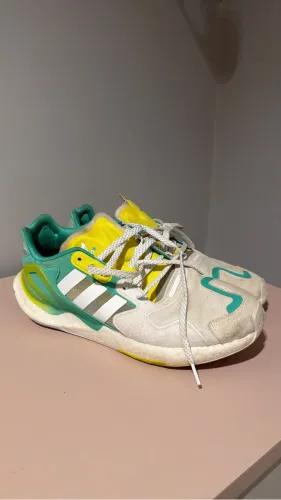 Tênis Adidas Day Jogger