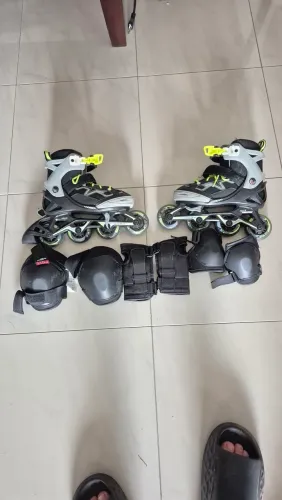Patins infantil em ótimo estado de conservação