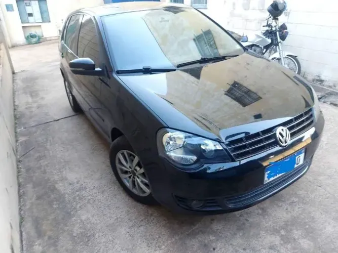 Volkswagen Polo 1.6 Mi/s.ouro 1.6 MI Tot.flex 8V 5P 2014