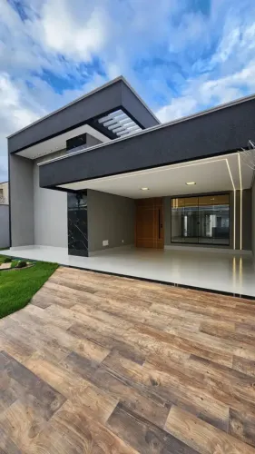 CASA ALTO PADRÃO NO SETOR RESIDENCIAL ITÁLIA GOIÂNIA/GO