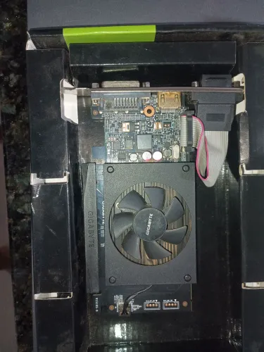 Placa de vídeo GeForce gt710 2gb ddr3