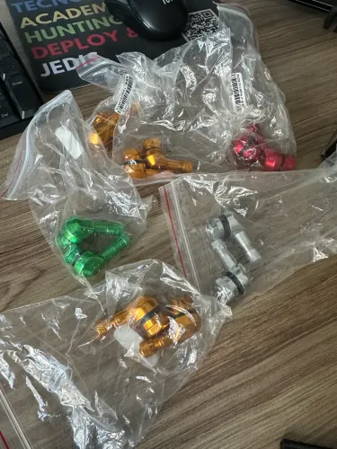 Kit válvulas bico curvadas para pneus
