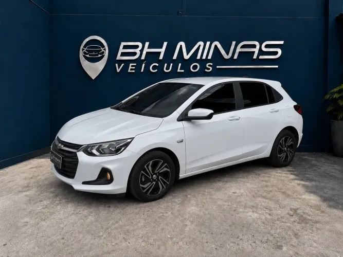 Chevrolet Onix Plus LT 1.0 12V Flex Mec. 4P 2024