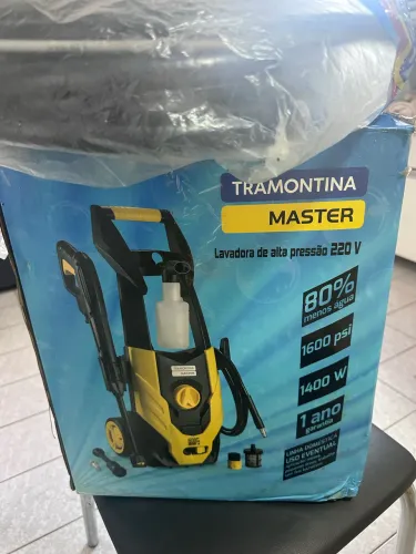 Lavadora de alta pressão Tramontina 1.4kW