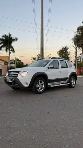 Renault Duster Dynamique 2.0 Hi-flex 16V Aut. 2013