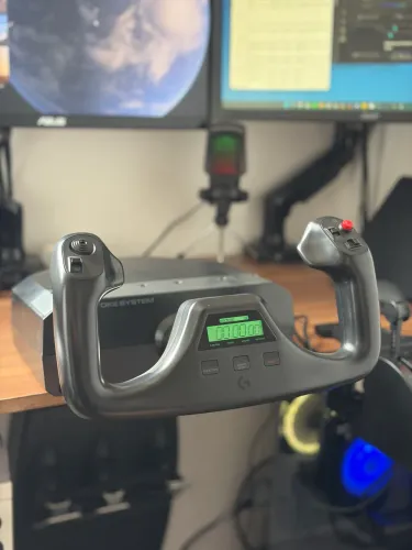Logitech Flight Simulator Completo - Yoke, Throttle e Rudder Pedals | Impecável - Na Caixa