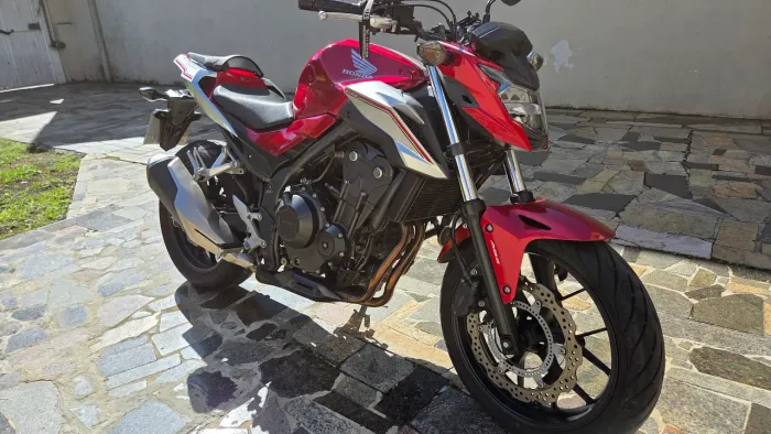 Vendo CB500F com apenas 7000km