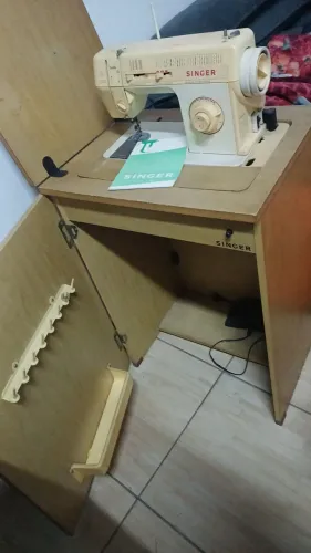 Maquina reta zig-zag