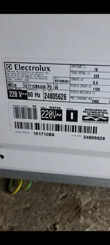 Prato de vidro deste modelo de micro-ondas 