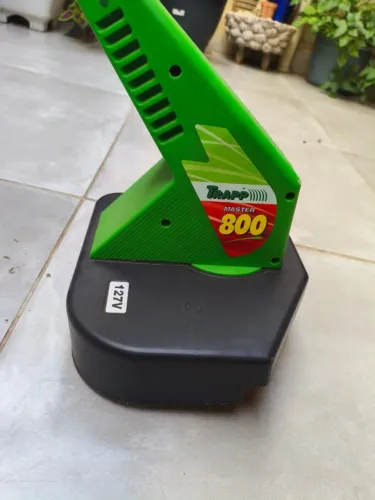 Cortador de grama Trapp Mastrer 800