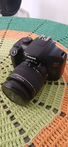 Câmera fotográfica cânon t6 lente 18 55mm