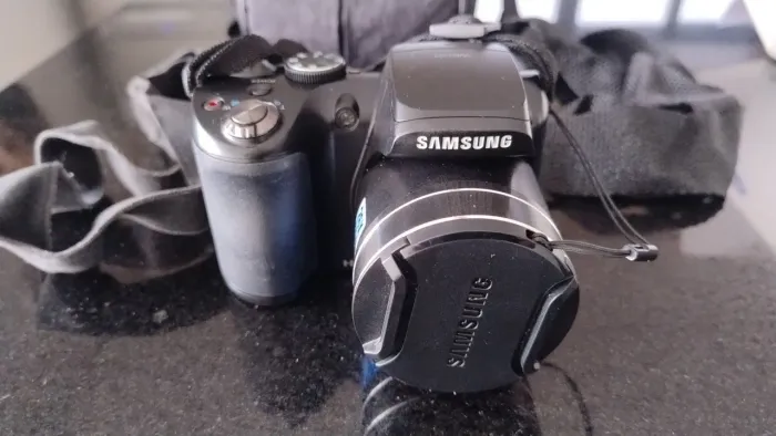 Vendo câmera fotográfica Samsung WB100