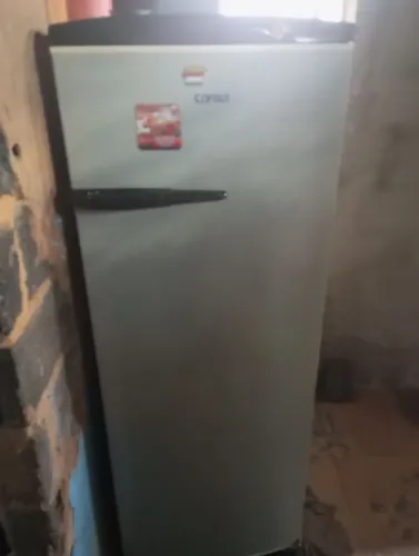 Vende se geladeira Consul 