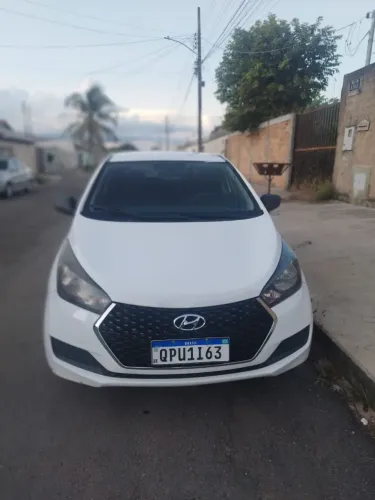 Hyundai HB20 Unique 1.0 Flex 12V Mec. 2019