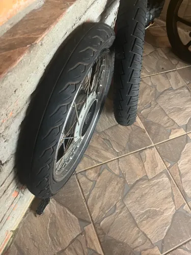 Vendo ou troco rodas raiada de 150