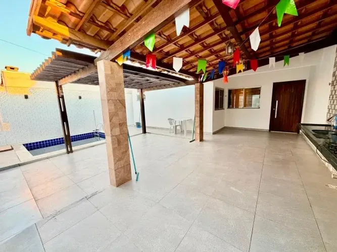 CASA A VENDA