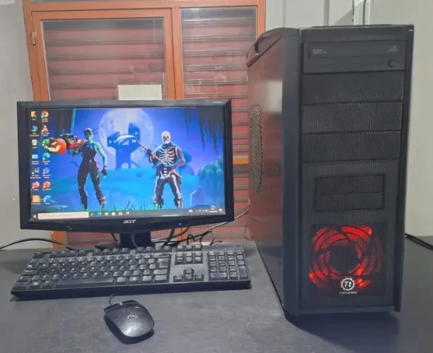 pc completo intel core i7 8Gb de memoria ram ssd 240Gb funcionando perfeito!!