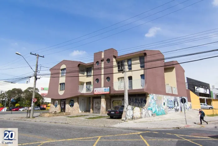 Ap com 02 dormitórios para alugar - R$ 1.290,00 liq + taxas - Portão - Curitiba/PR.