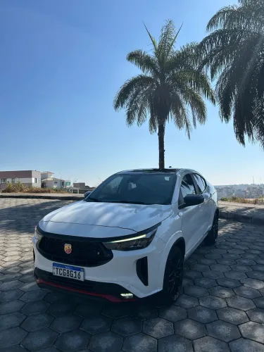 Fiat Fastback Abarth Turbo Flex 1.3 Aut. 2025