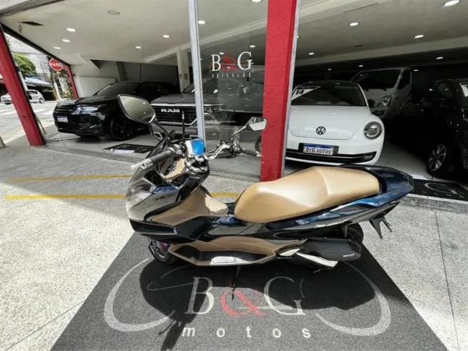 HONDA PCX 160 DLX 