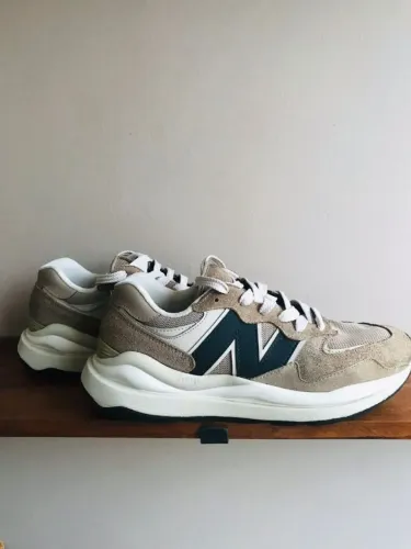 tênis new balance 5740 bege original