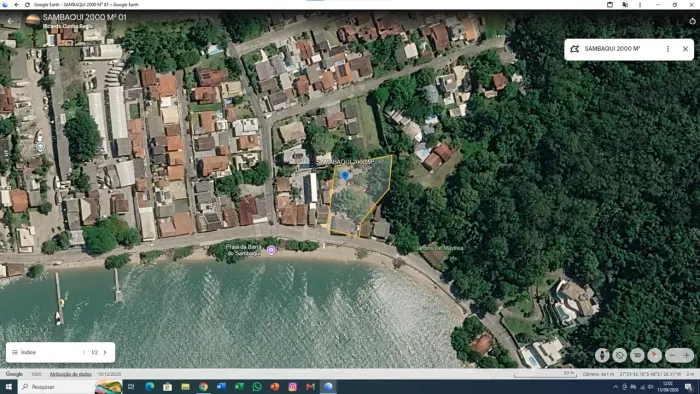 Imóvel para venda possui 2000 metros quadrados em Sambaqui - Florianópolis - SC