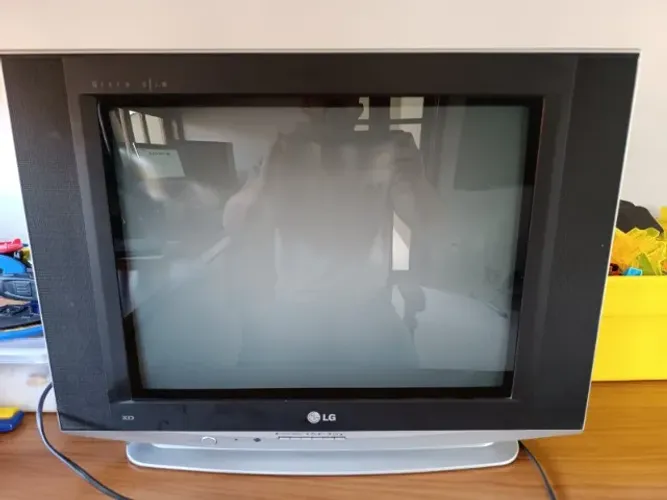 TV LG Antiga