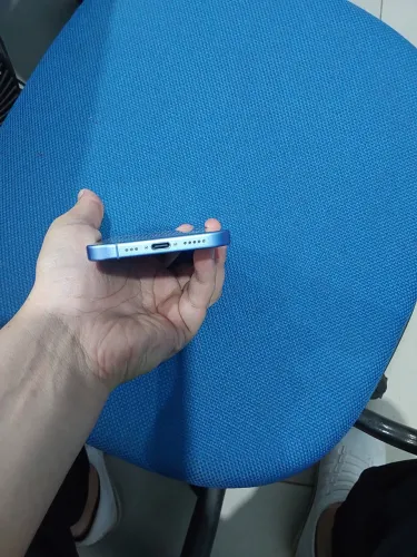 iPhone 16 128gb azul 